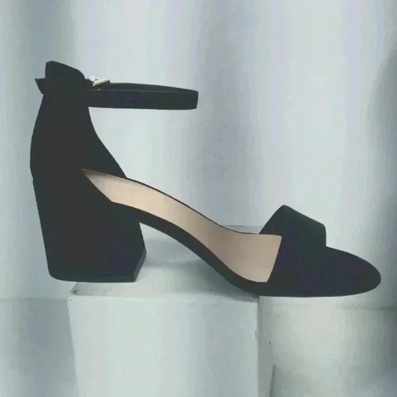 Reaction Kenneth Cole ankle strap sandal - Picture 1 of 10